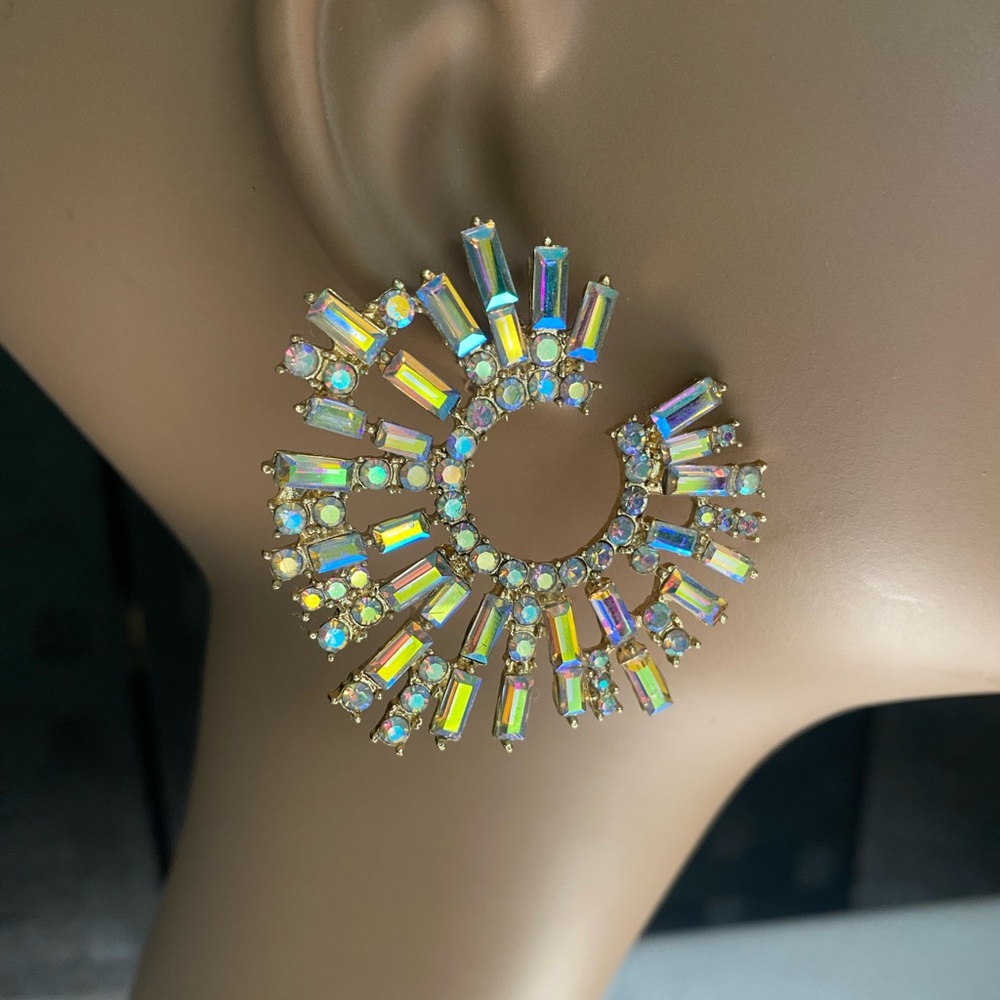 Rhinestone Stud Earrings - Picture 3 of 11